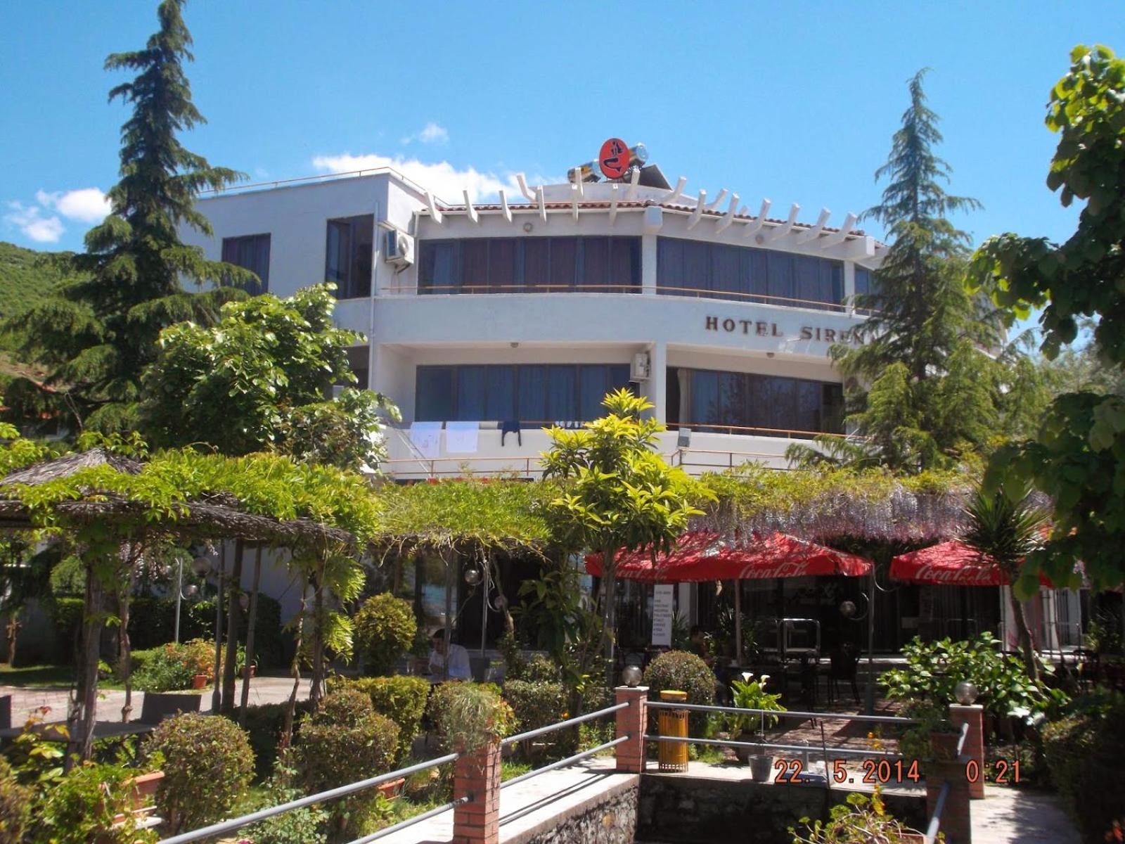 Sirena Hotel Tushemisht エクステリア 写真