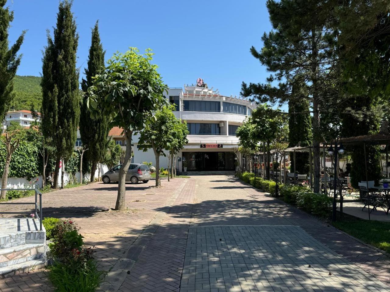 Sirena Hotel Tushemisht エクステリア 写真