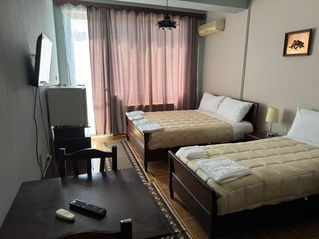 Sirena Hotel Tushemisht エクステリア 写真
